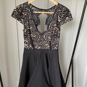 Black Lace Open Back Dress S - Chelsea